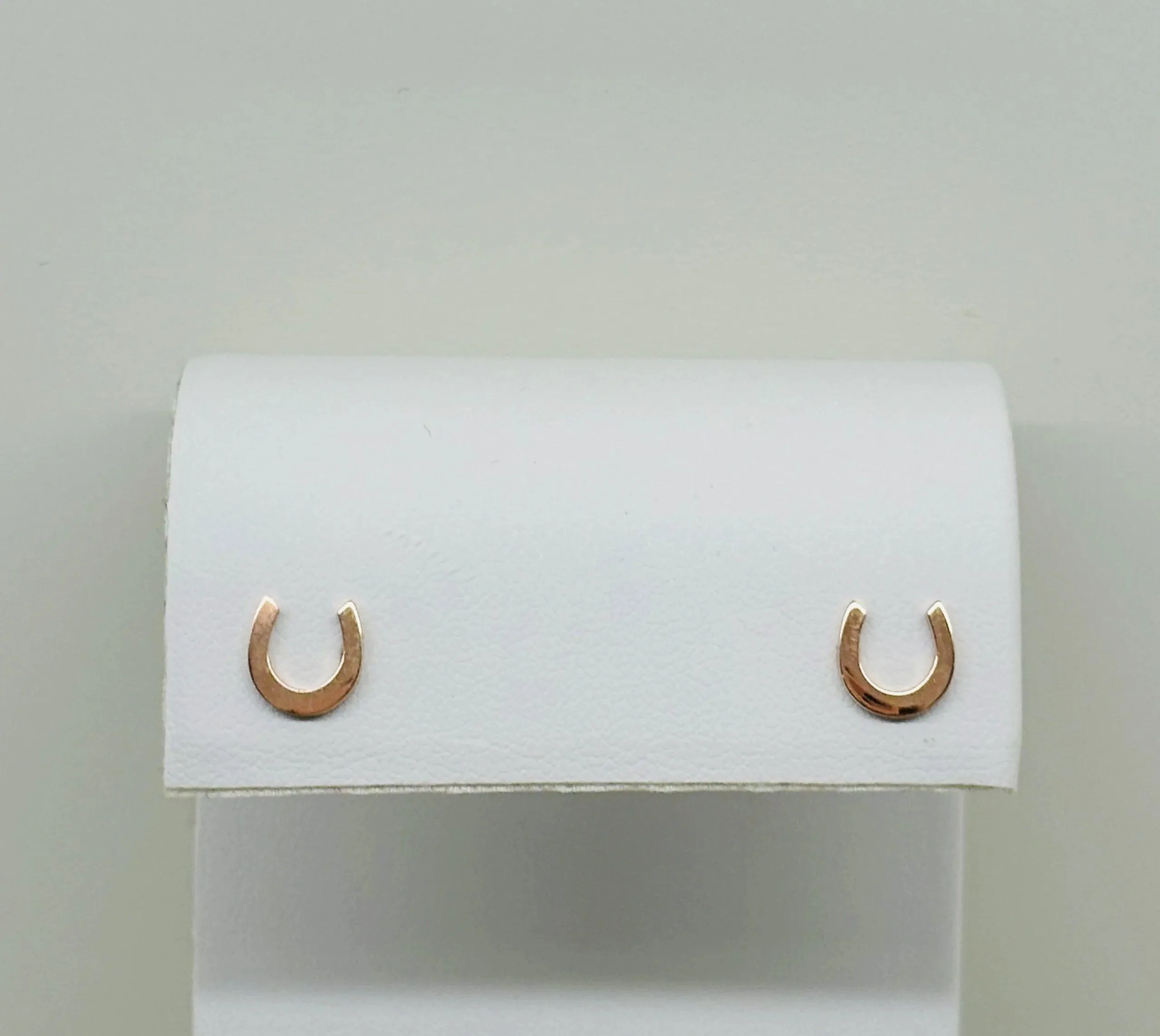 14K solid gold Horseshoe Earrings