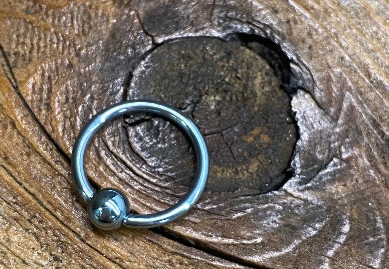 16g Anodized Niobium Captive Bead Rings