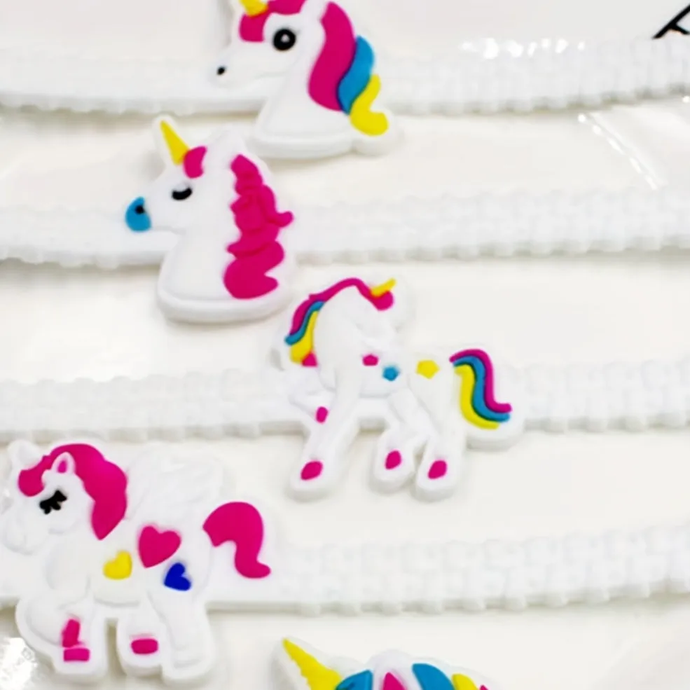 5pcs Plastic Unicorn Slap Bracelets for Magical Birthday Parties
