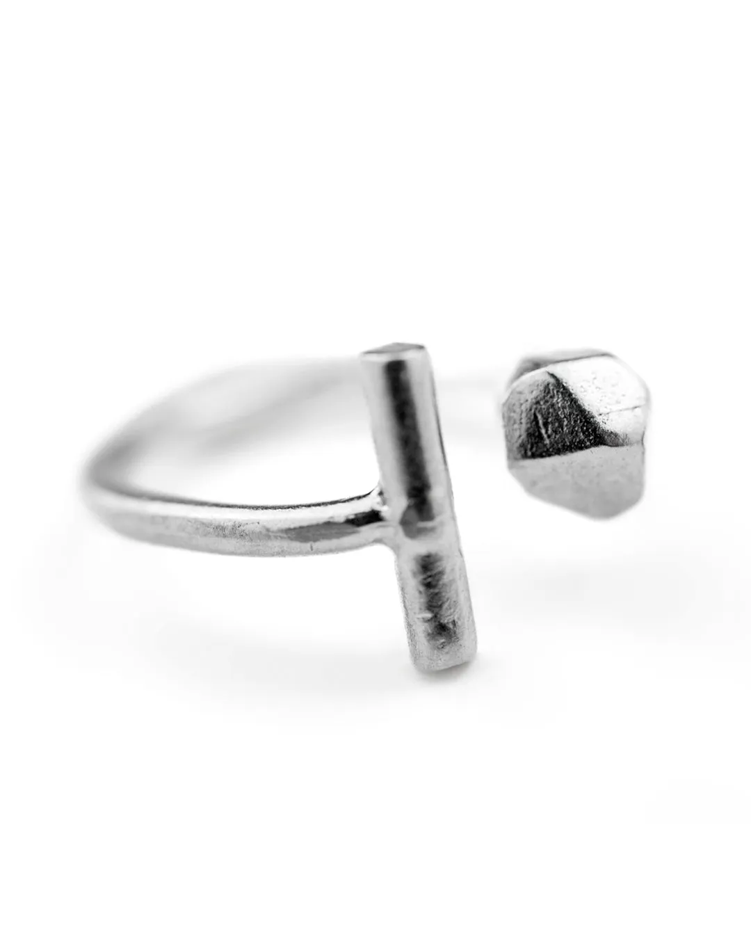 Ball & Bar Ring