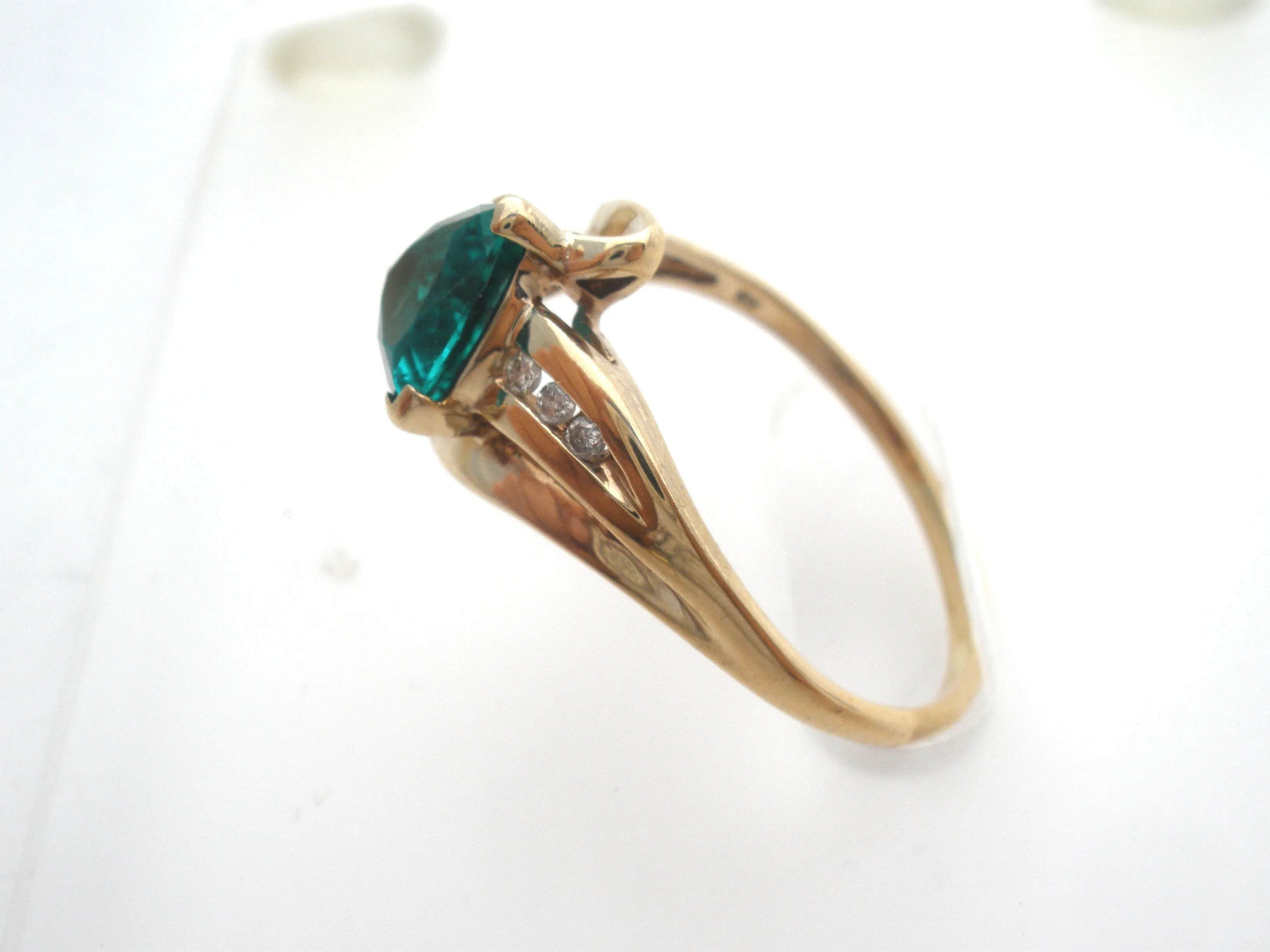 Emerald & Diamond 10K Gold Ring Size 10