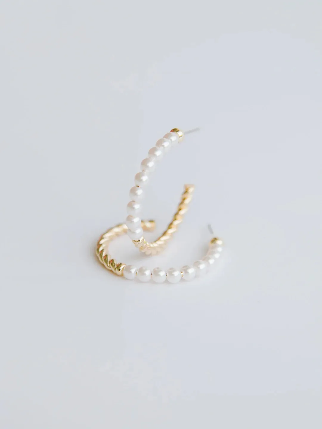 Everyday Essentials Hoop Earrings- Medium