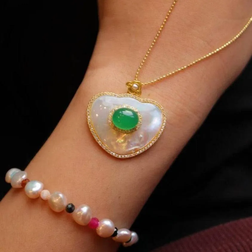 Green Onyx Mother of Pearls Pendant Necklace Gold Vermeil