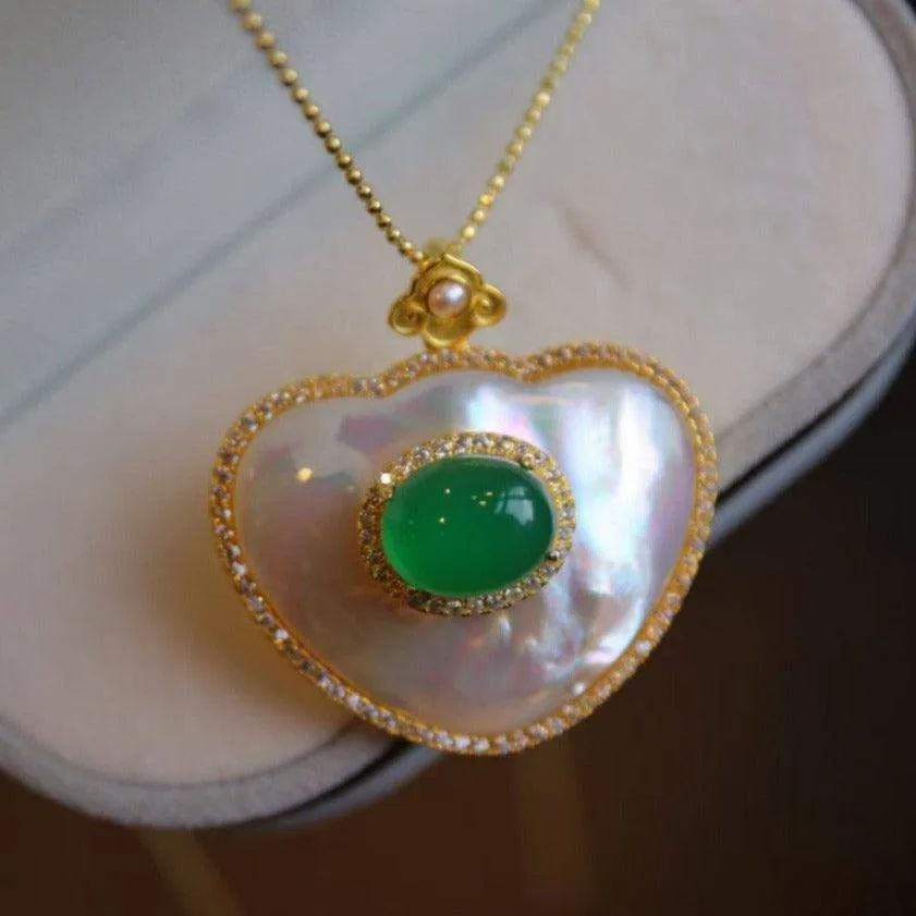 Green Onyx Mother of Pearls Pendant Necklace Gold Vermeil