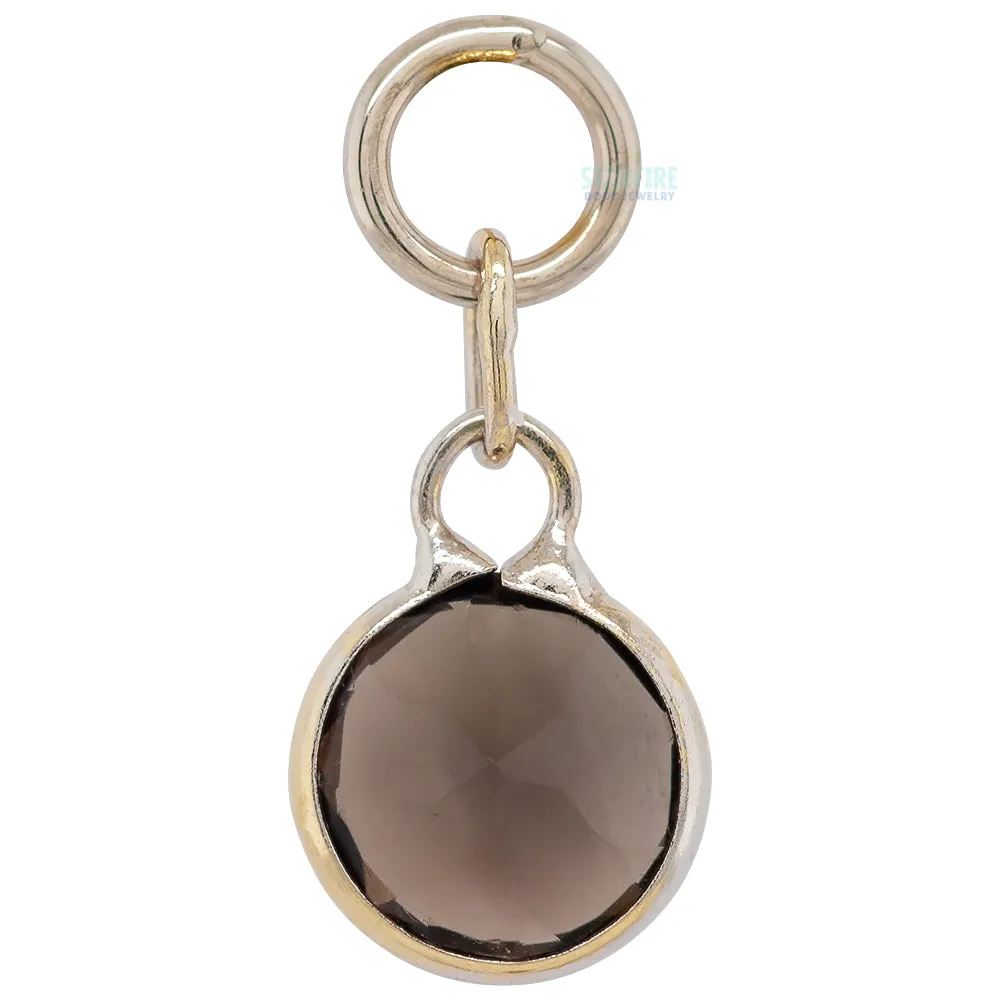 "Brilliant" Charm in Gold with Gemstones